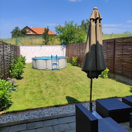 Ferienwohnung Ubytovani Ema Valtice Exterior foto